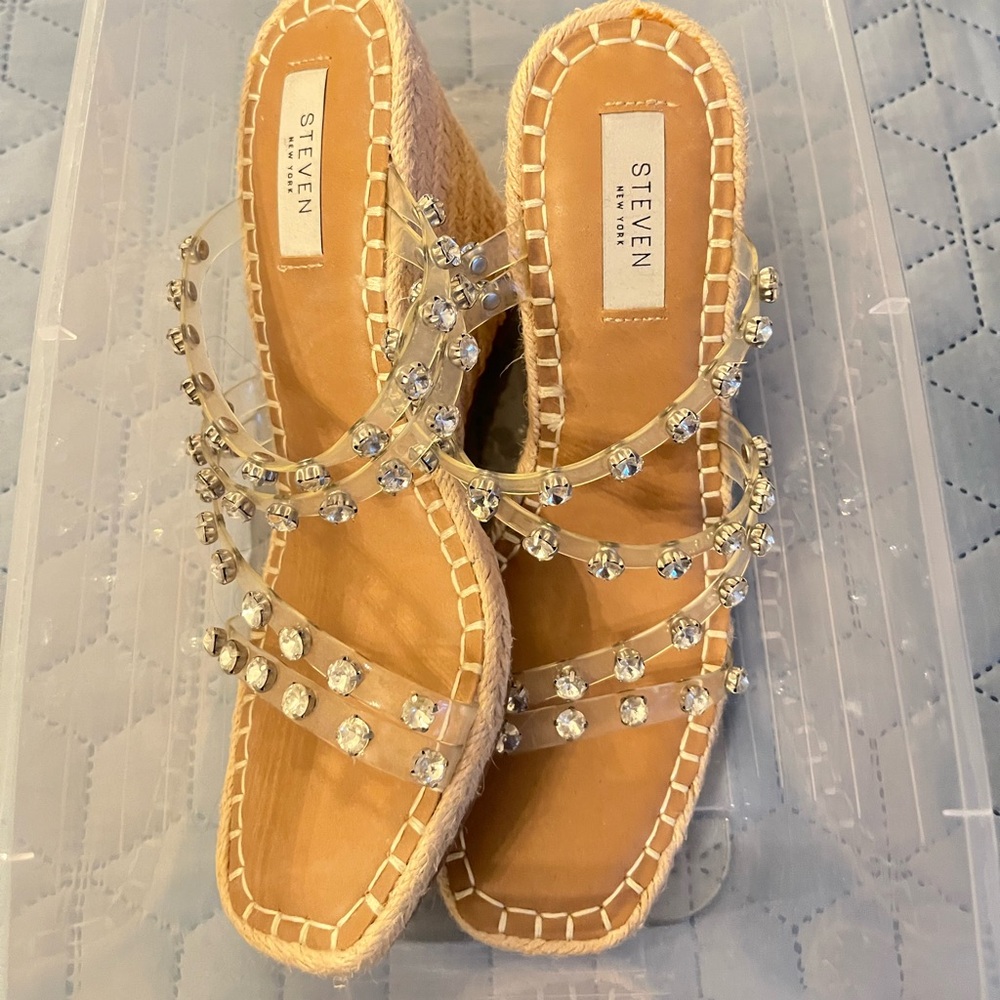 Beautiful Steven Women’s Shoes from NY size 9 worn once. Beautiful and elegant. - Picture 10 of 10